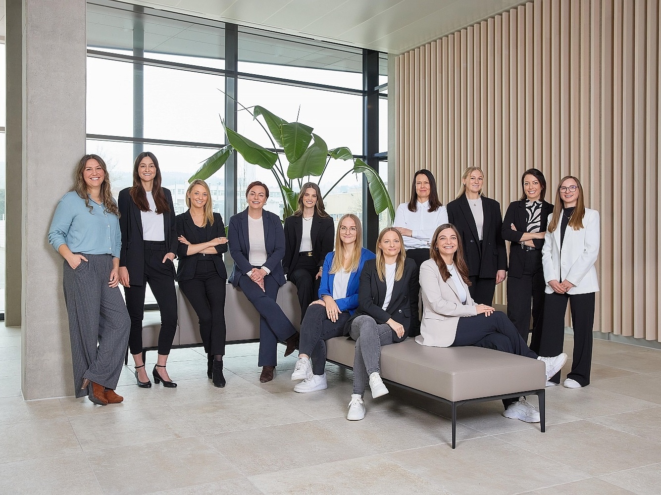 Gruppenbild des Vetter-Recruitingteams am Empfang des Headquarters