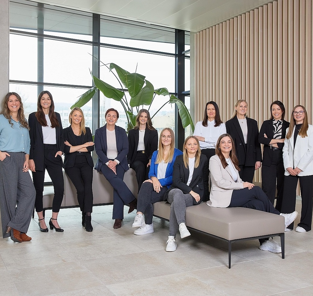 Gruppenbild des Vetter-Recruitingteams am Empfang des Headquarters