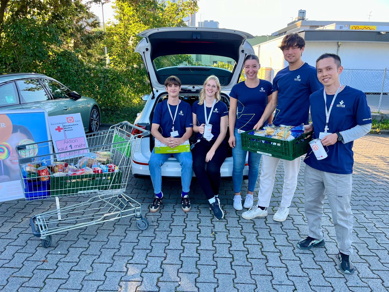 Vetter goes social 2024: Azubis und Studierende sammeln Einkaufsspenden für die Tafel